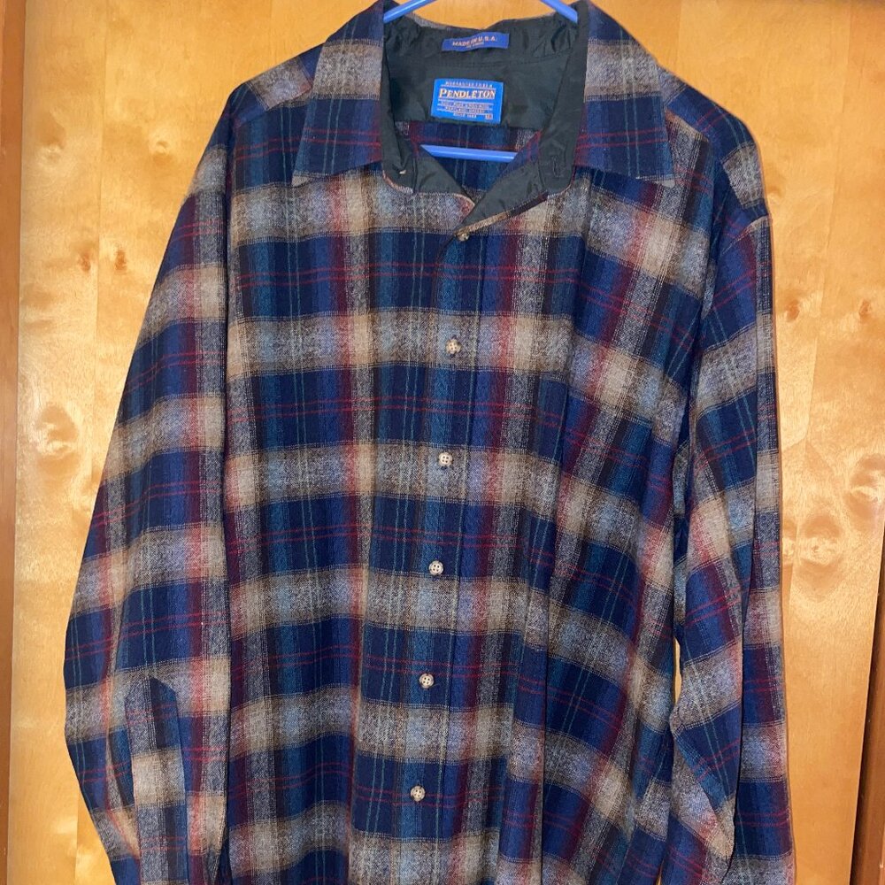 Pendleton Flannel Red Blue Tan Men's XL Long Sleeve 100% Pure Vir…